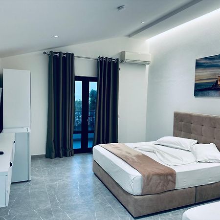 Molla Hotel Restorant Shëngjin 外观 照片
