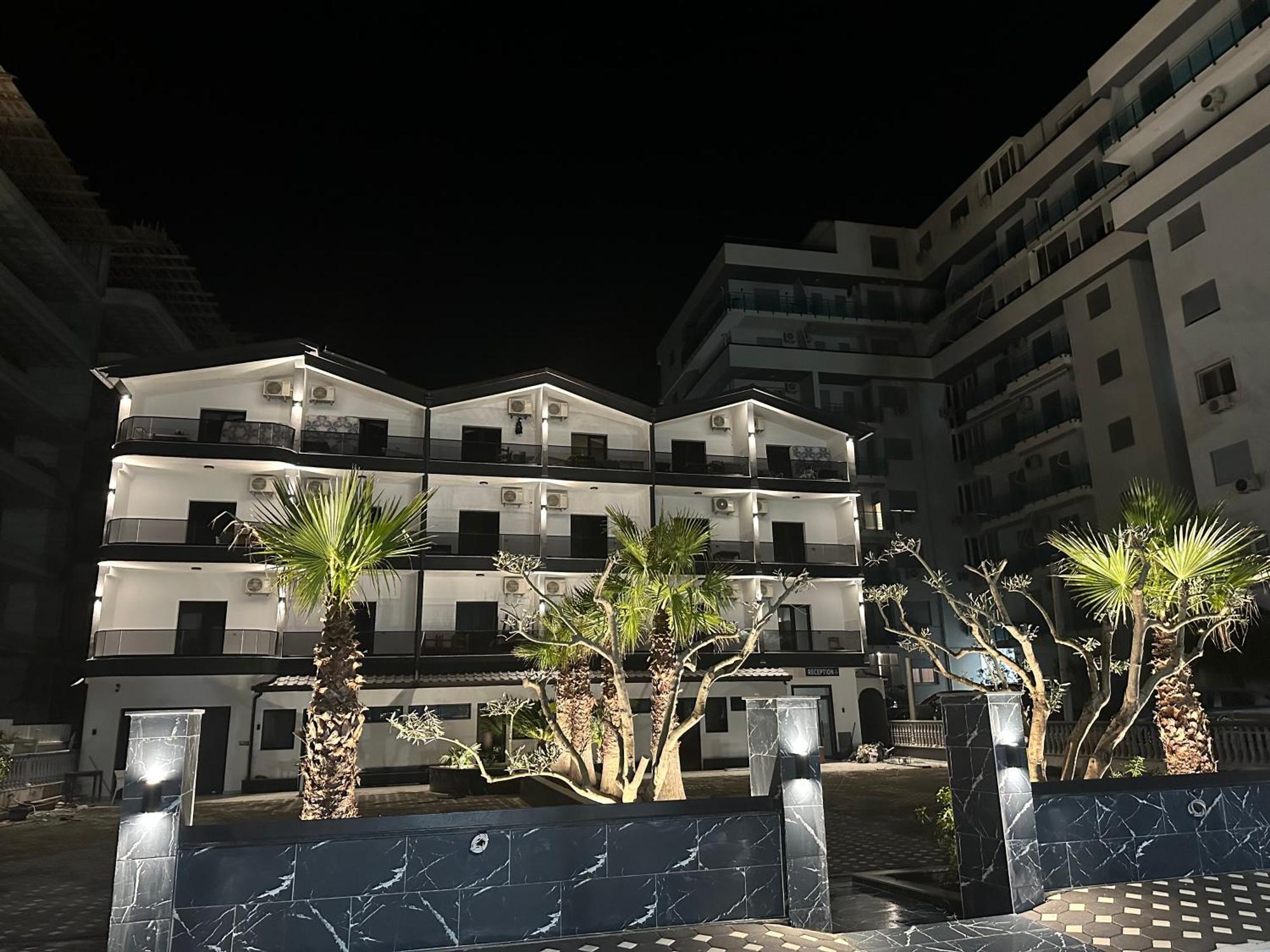 Molla Hotel Restorant Shëngjin 外观 照片